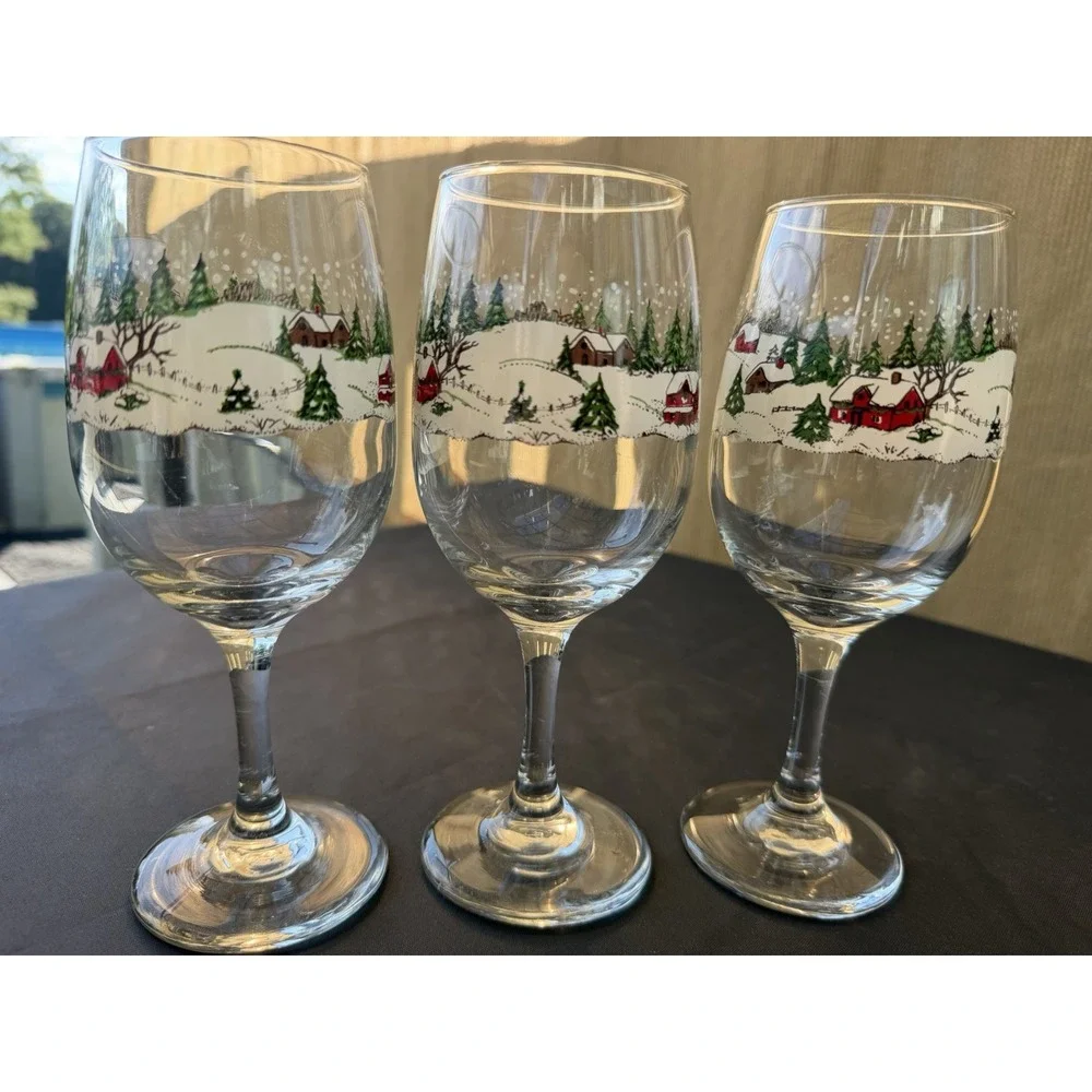 Libbey WINTER VILLAGE Se of 3 Glass WINE GOBLETS Snow Winter Holiday Scene